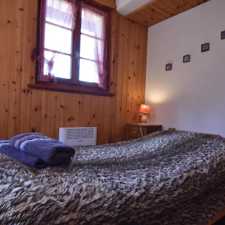 Grand Vercorin Pour 10 Personnes Avec Jardin Bbq Parking Prive Et Sauna Alpesi faház Chalais